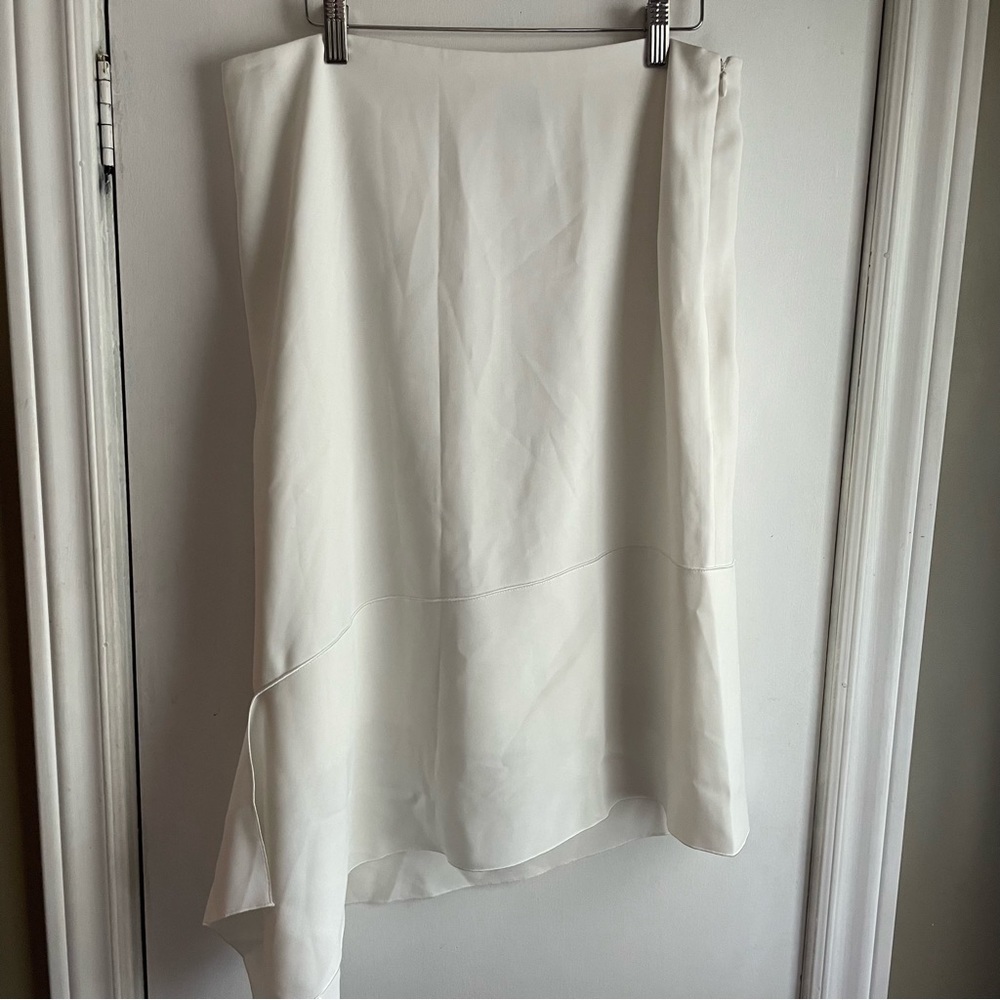 NWT ANNE KLEIN asymmetrical midi length white side slit skirt size 12